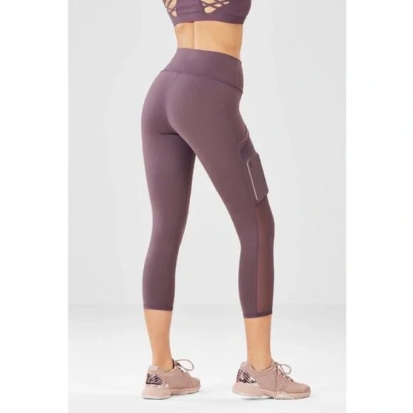 Fabletics LARGE Burgundy Mila High Waisted Pocket Capri Leggings Mesh Shadow NEW - Picture 6 of 11
